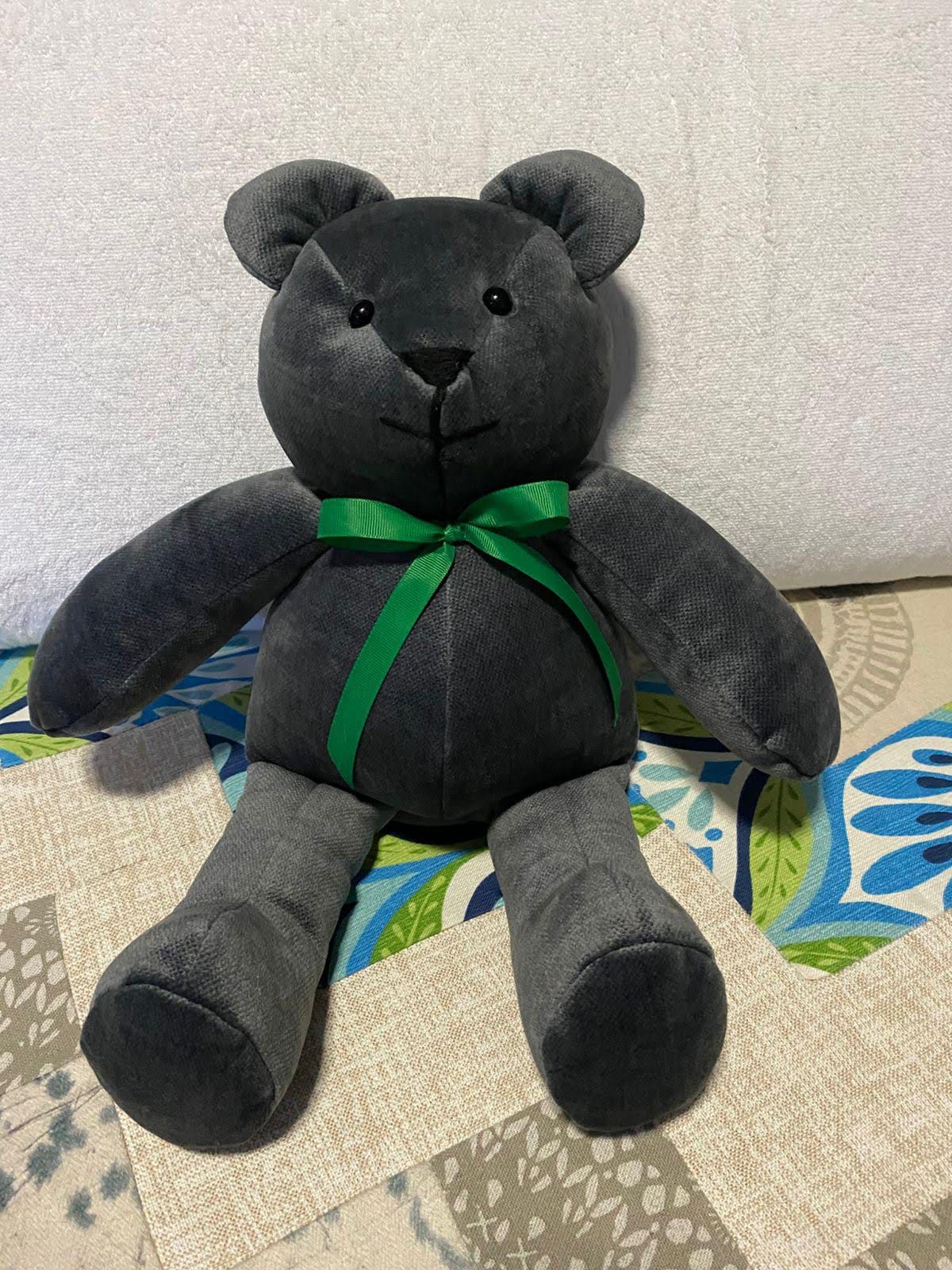 Oso de peluche artesanal