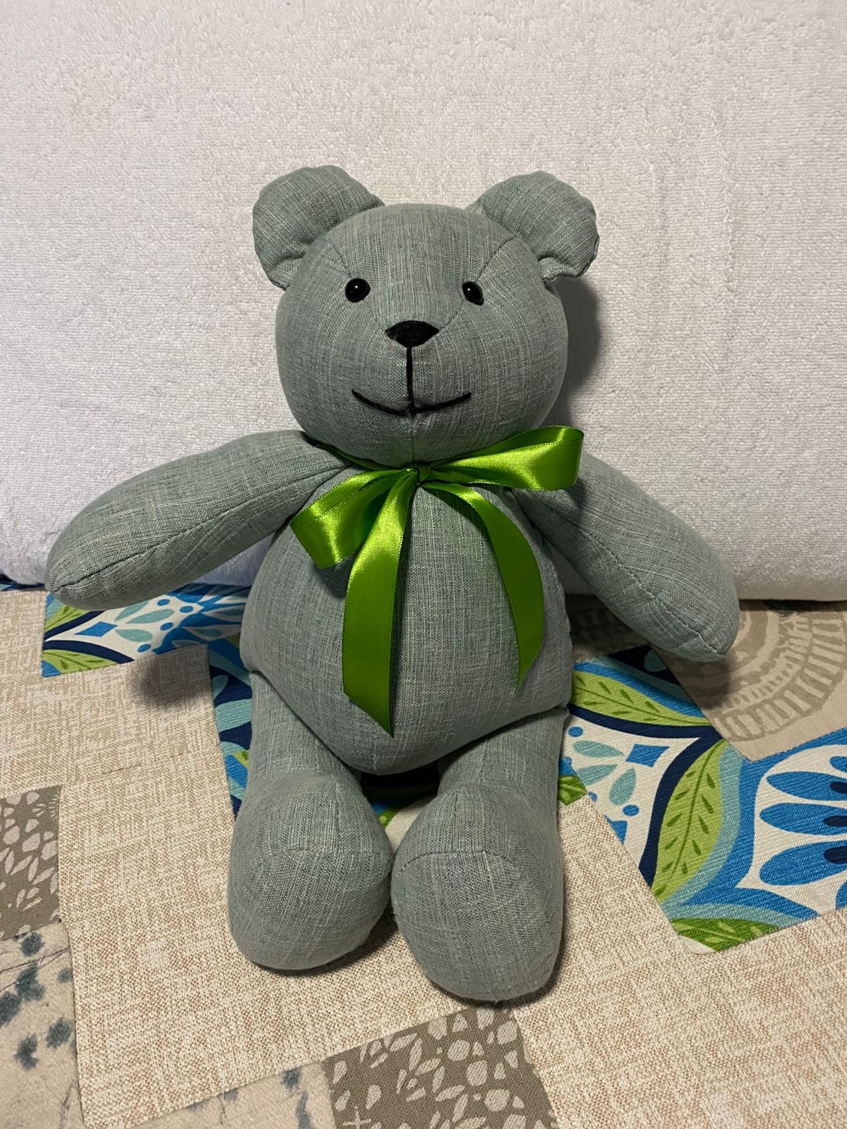 Oso de peluche artesanal